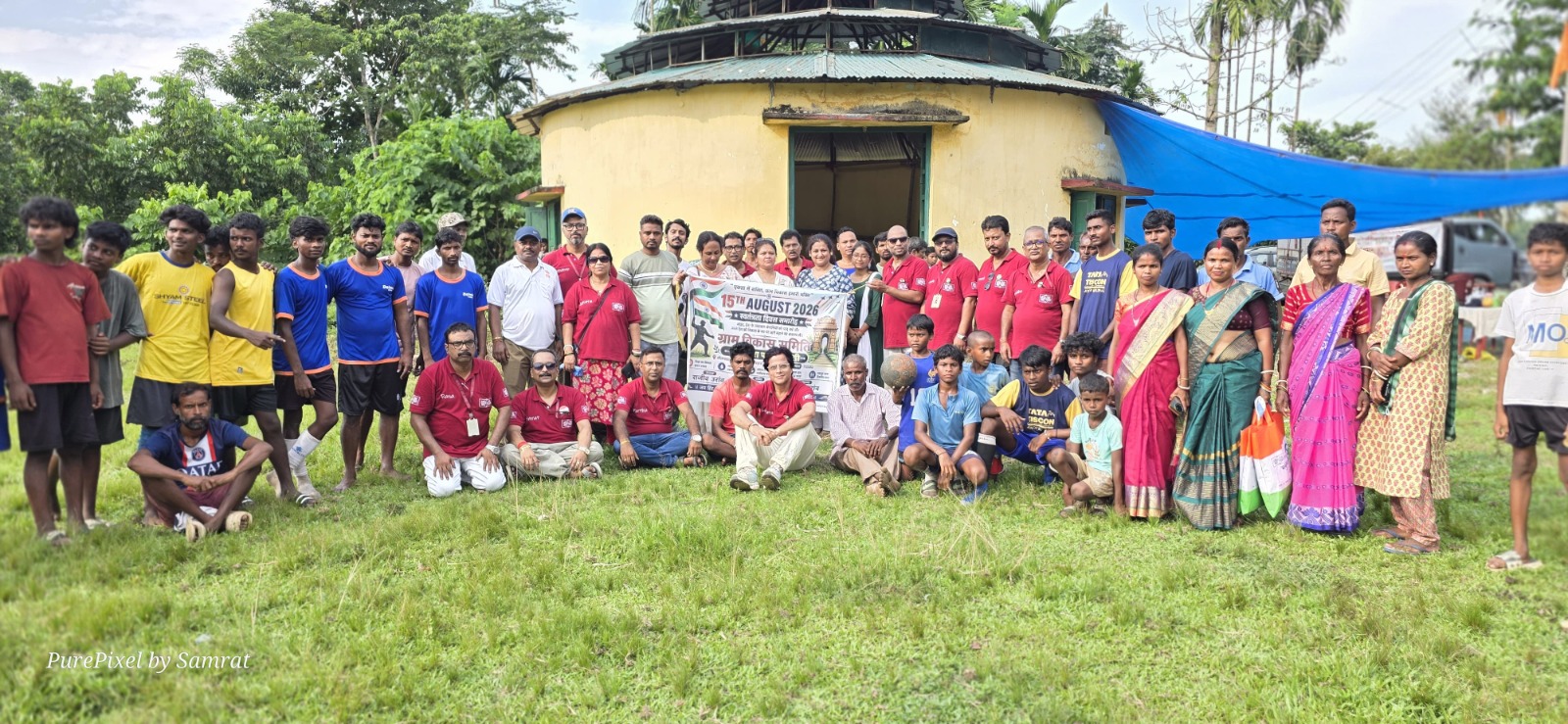 Volunteers, residents and children gathered for the Independence Day initiative in Totapara